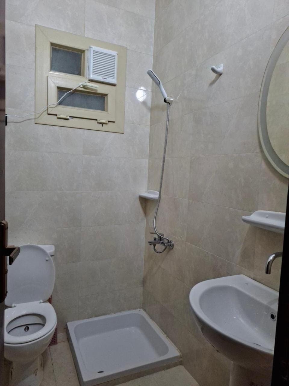 Shower, Toilet, Bathroom, bidet
