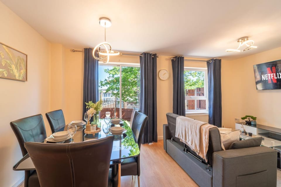 NEW Premium Central Home - max 9 Guest - Private Garden and Free Parking House in Birmingham
