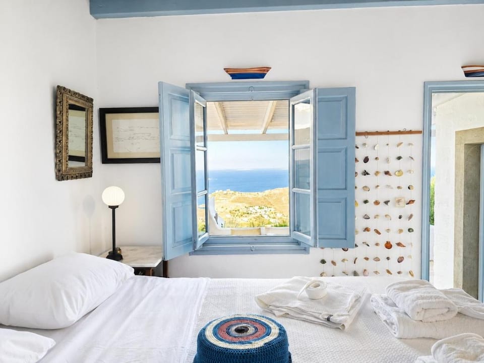 Bedroom, Sea view