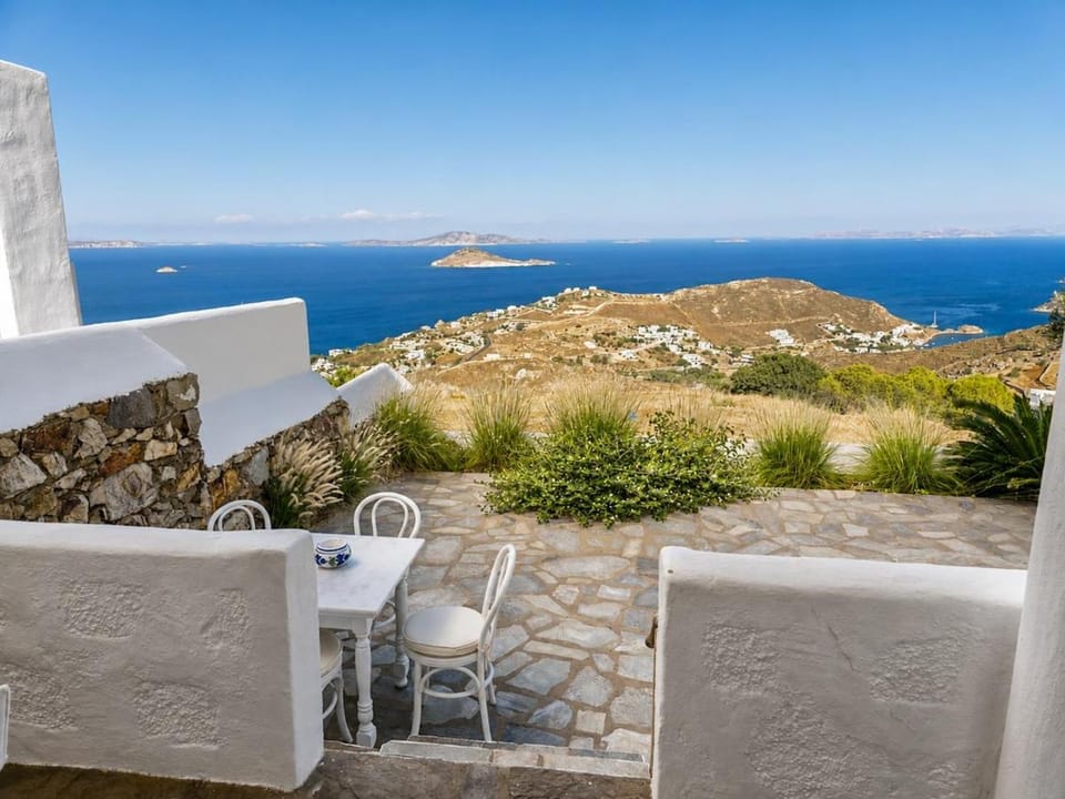 Patio, Dining area, Sea view