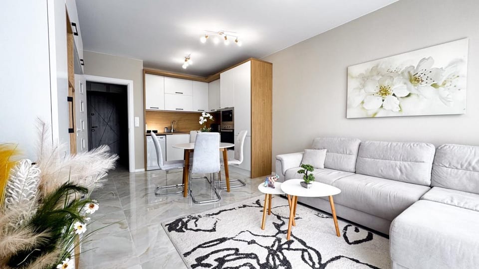 Living room, Dining area, kitchen