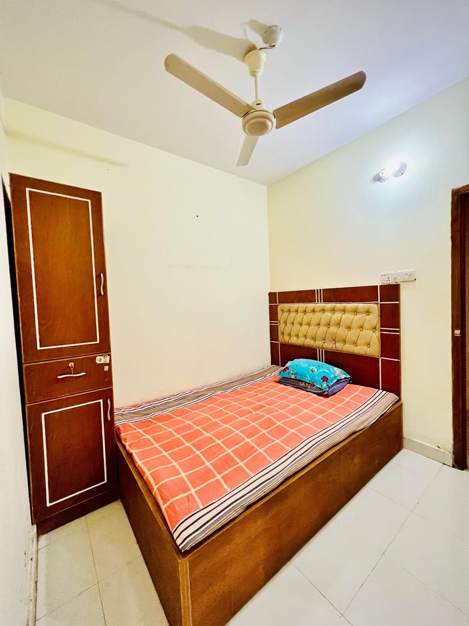 Nusrat Rest House Bed and Breakfast in Bangladesh