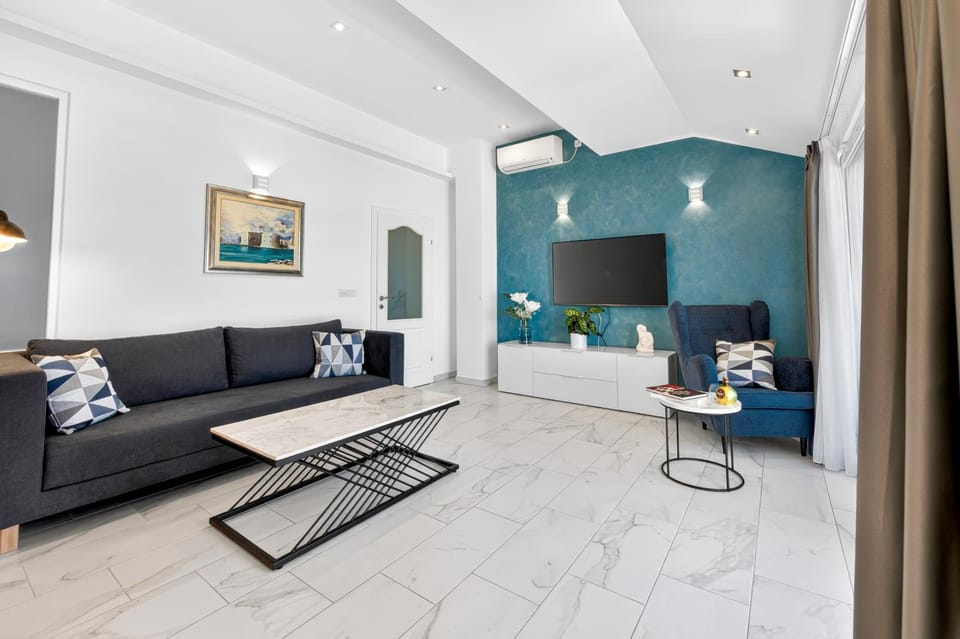 TV and multimedia, Living room