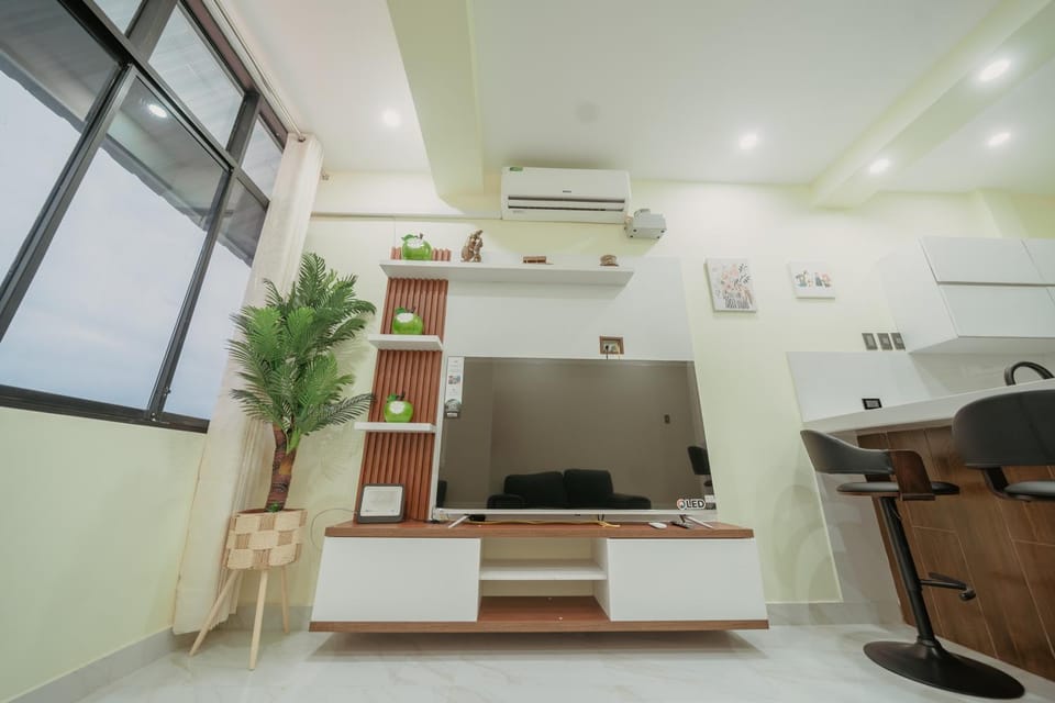 TV and multimedia, Living room, air conditioner