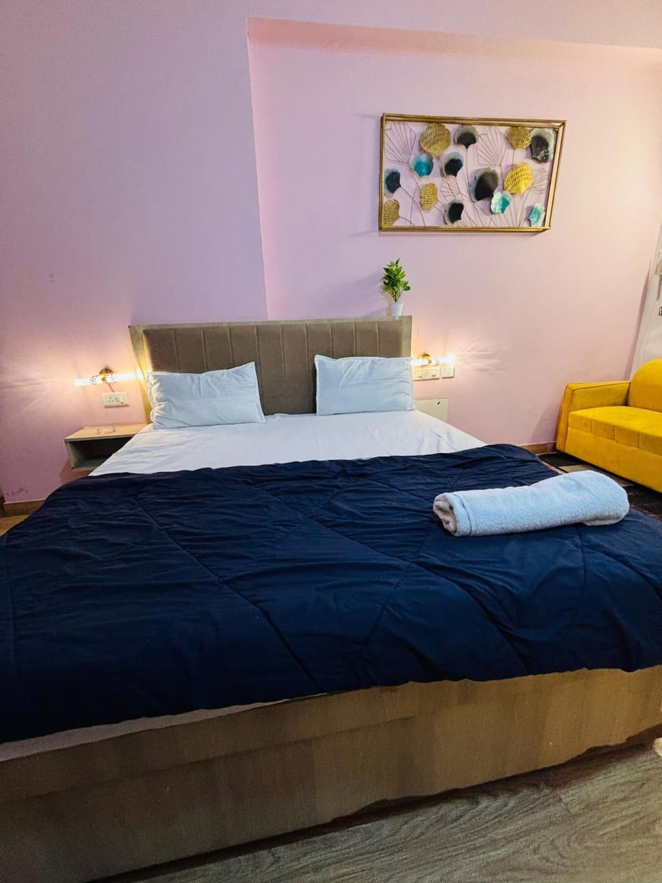 Priya stays Apartment in Noida