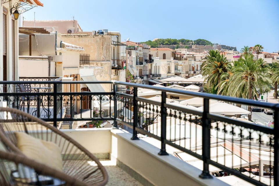 Day, Natural landscape, Balcony/Terrace, City view, Sea view