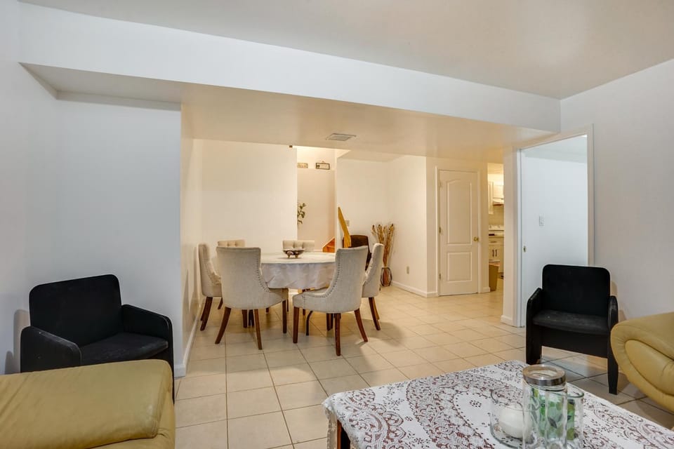 Walkable Neighborhood! Long Island Basecamp Apartment in Great Neck