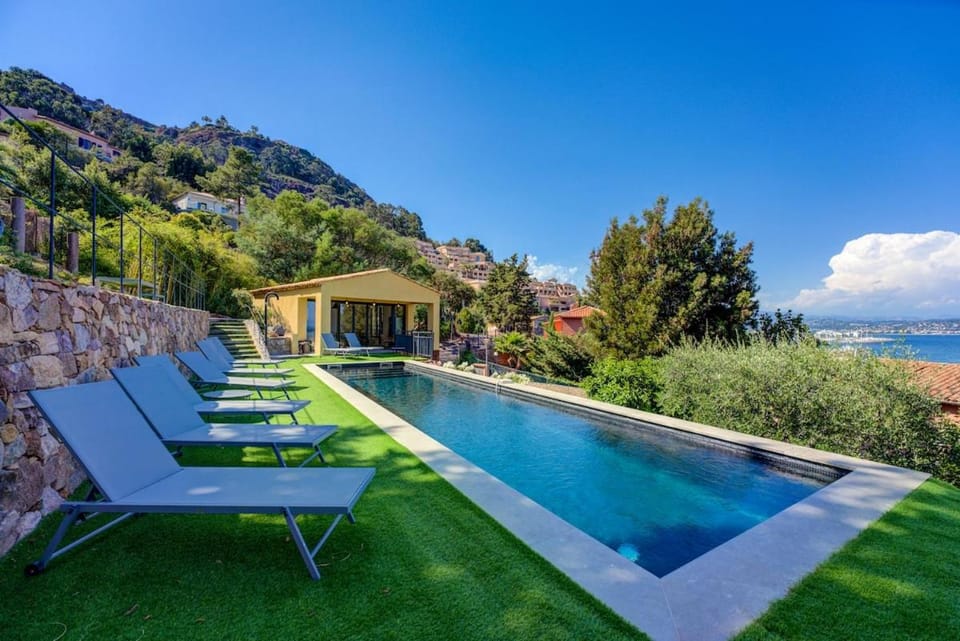 Garden view, Pool view, Swimming pool