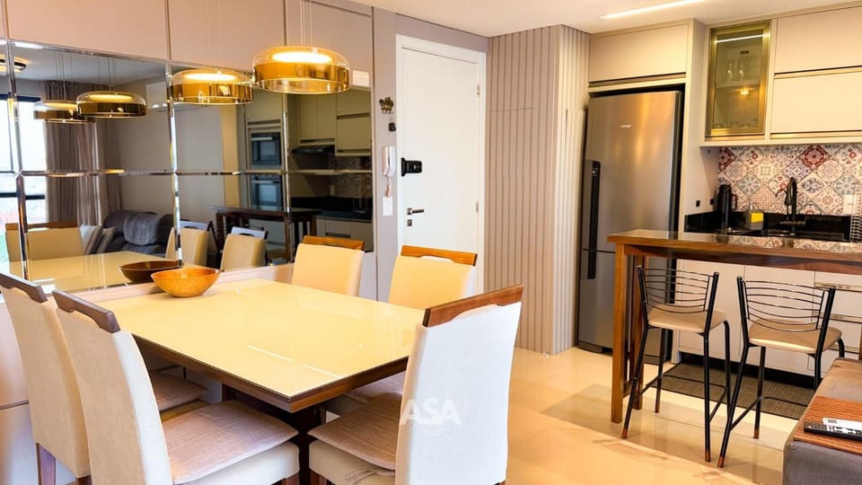 Dining area, Dinner