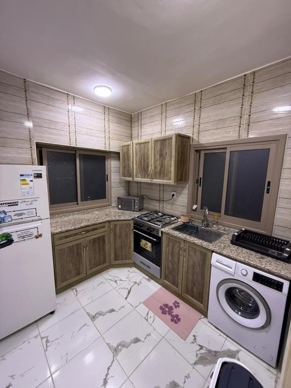 Kitchen or kitchenette, kitchen, kitchen