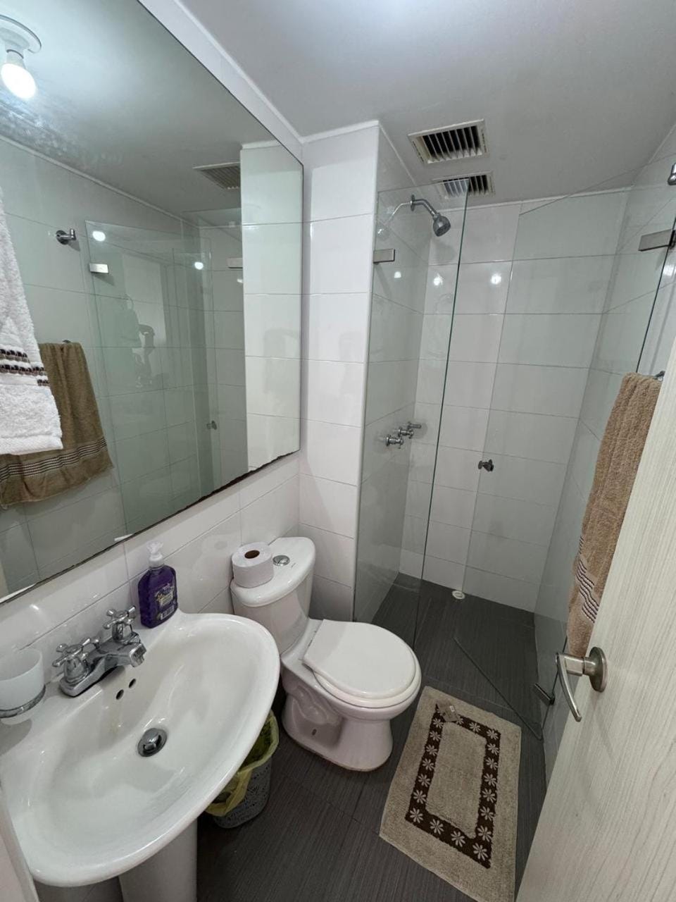 Aparta-estudio de Moderno y Acogedor Apartment in Bucaramanga