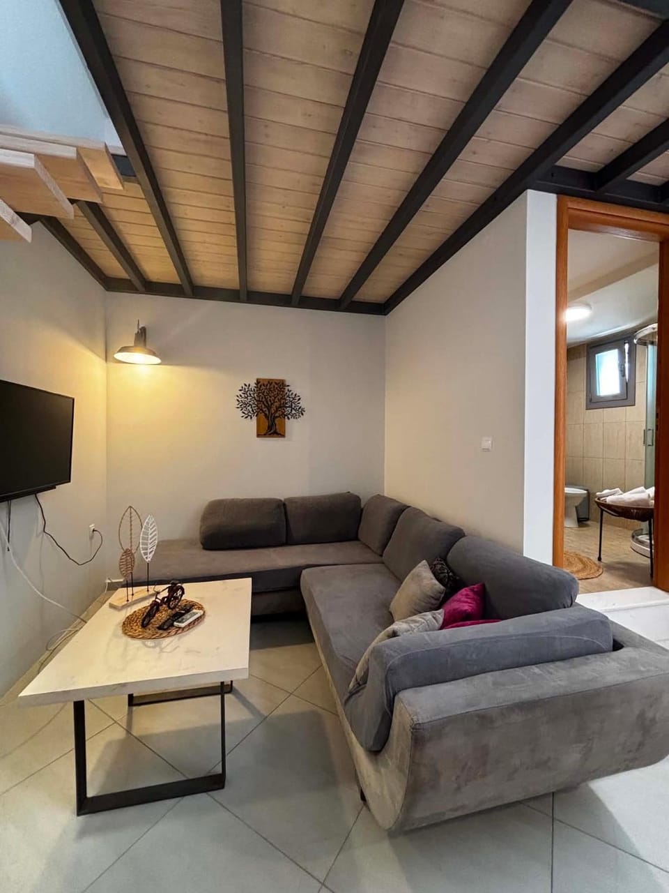 TV and multimedia, Living room, Seating area