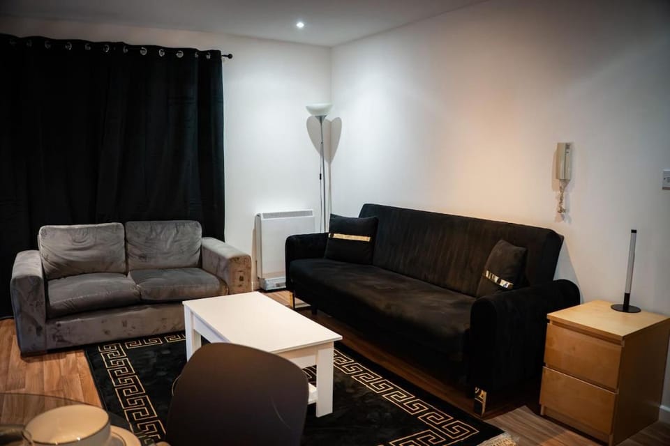 Stylish 2BR Apt in Manchester's Heart Apartment in Manchester