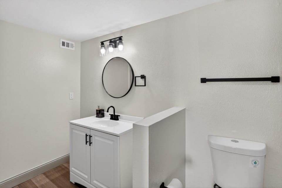 Modern 1-bedroom apartment in Lenexa Apartment in Lenexa