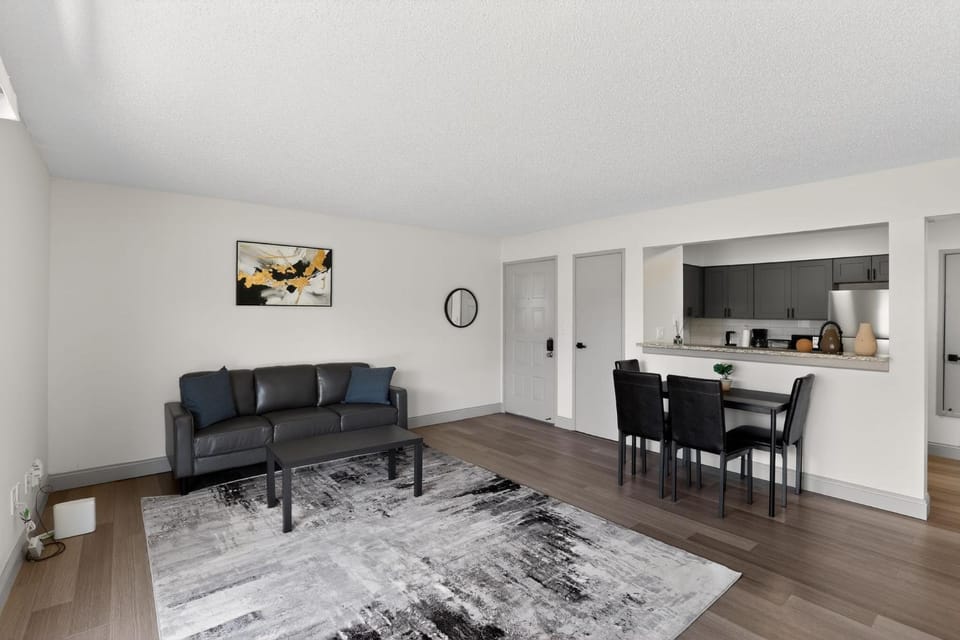 Modern 1-bedroom apartment in Lenexa Apartment in Lenexa