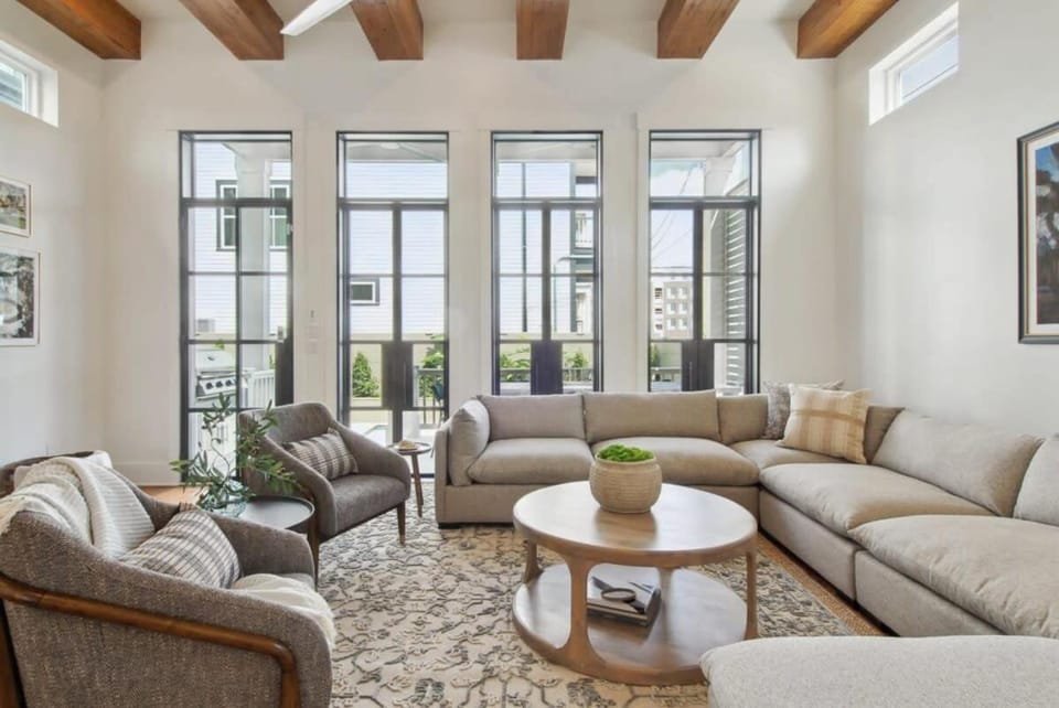 Designer Home Heated Pool & Rooftop House in Warehouse District