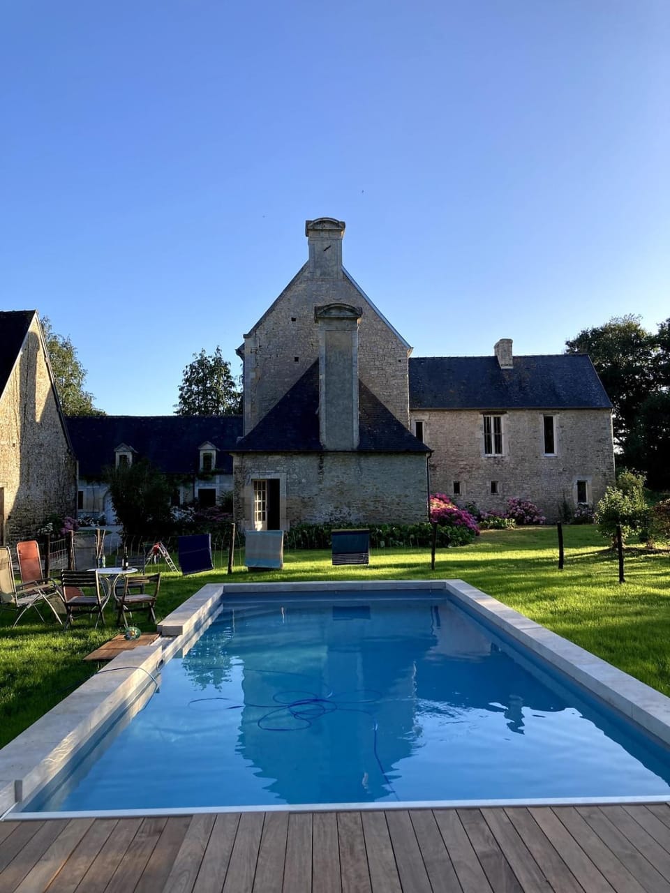 Swimming pool, Swimming pool