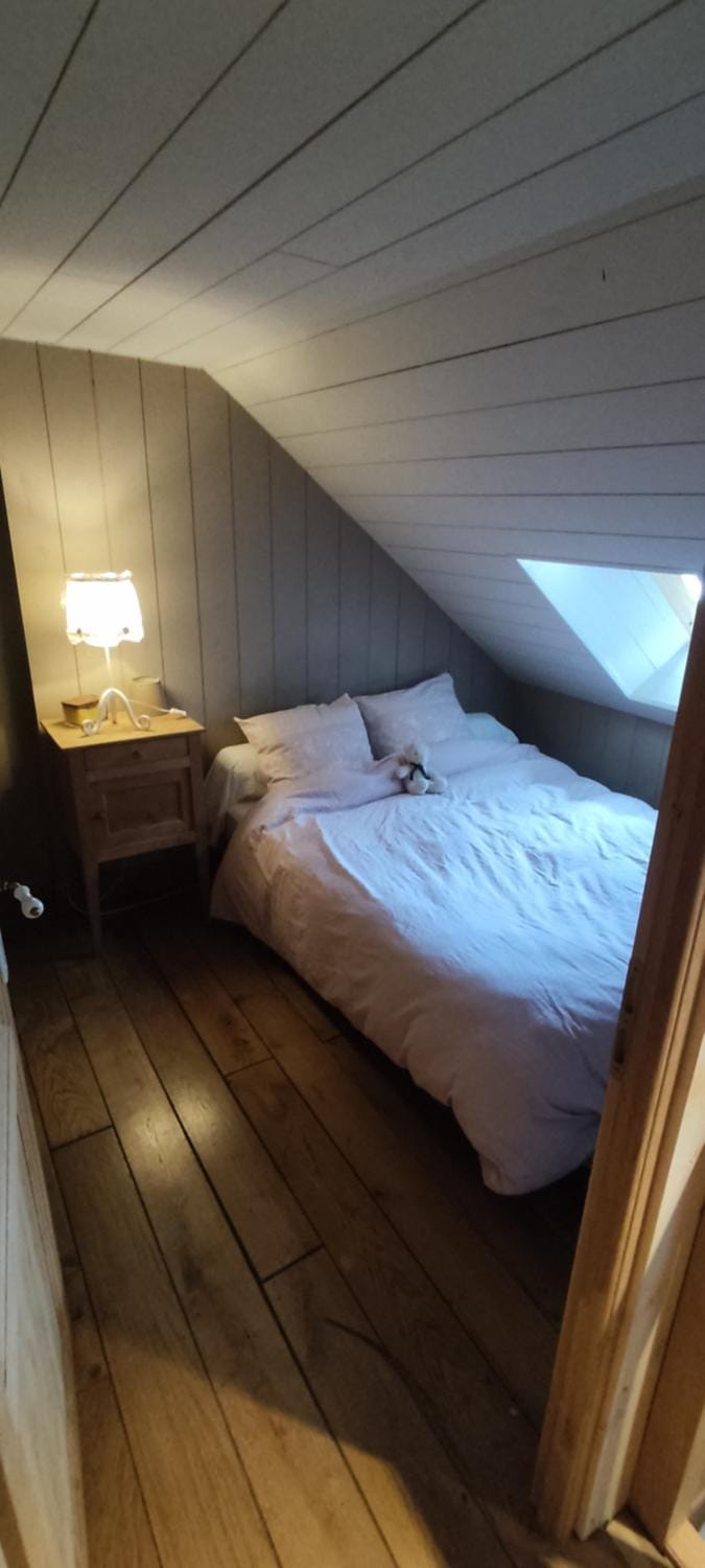 Un gîte paisible et frais, piscine à 3 mins House in Auvergne-Rhône-Alpes