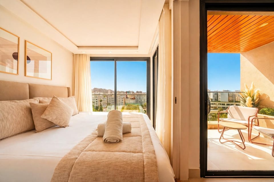 Bed, Balcony/Terrace, Balcony/Terrace, Bedroom