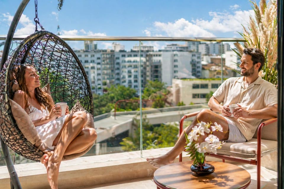 Balcony/Terrace, Entertainment