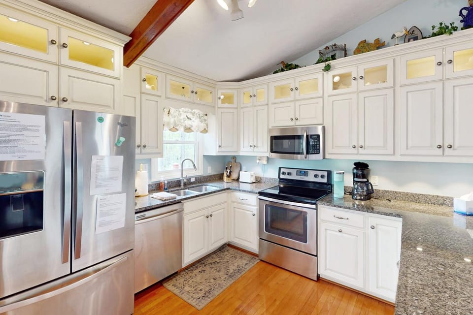 Coffee/tea facilities, Kitchen or kitchenette, kitchen