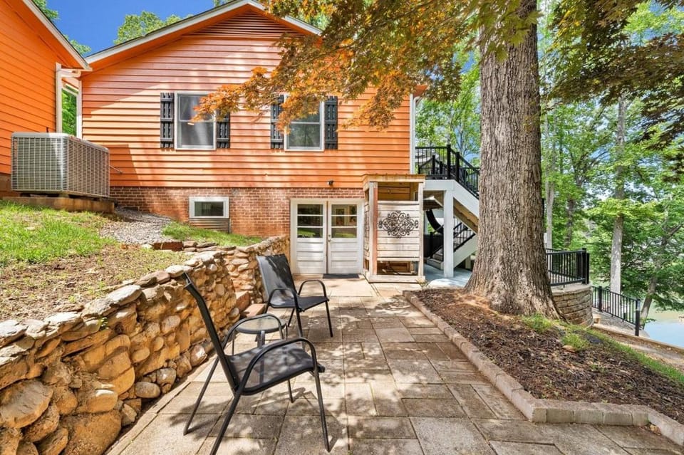 Property building, Patio, Spring, Day