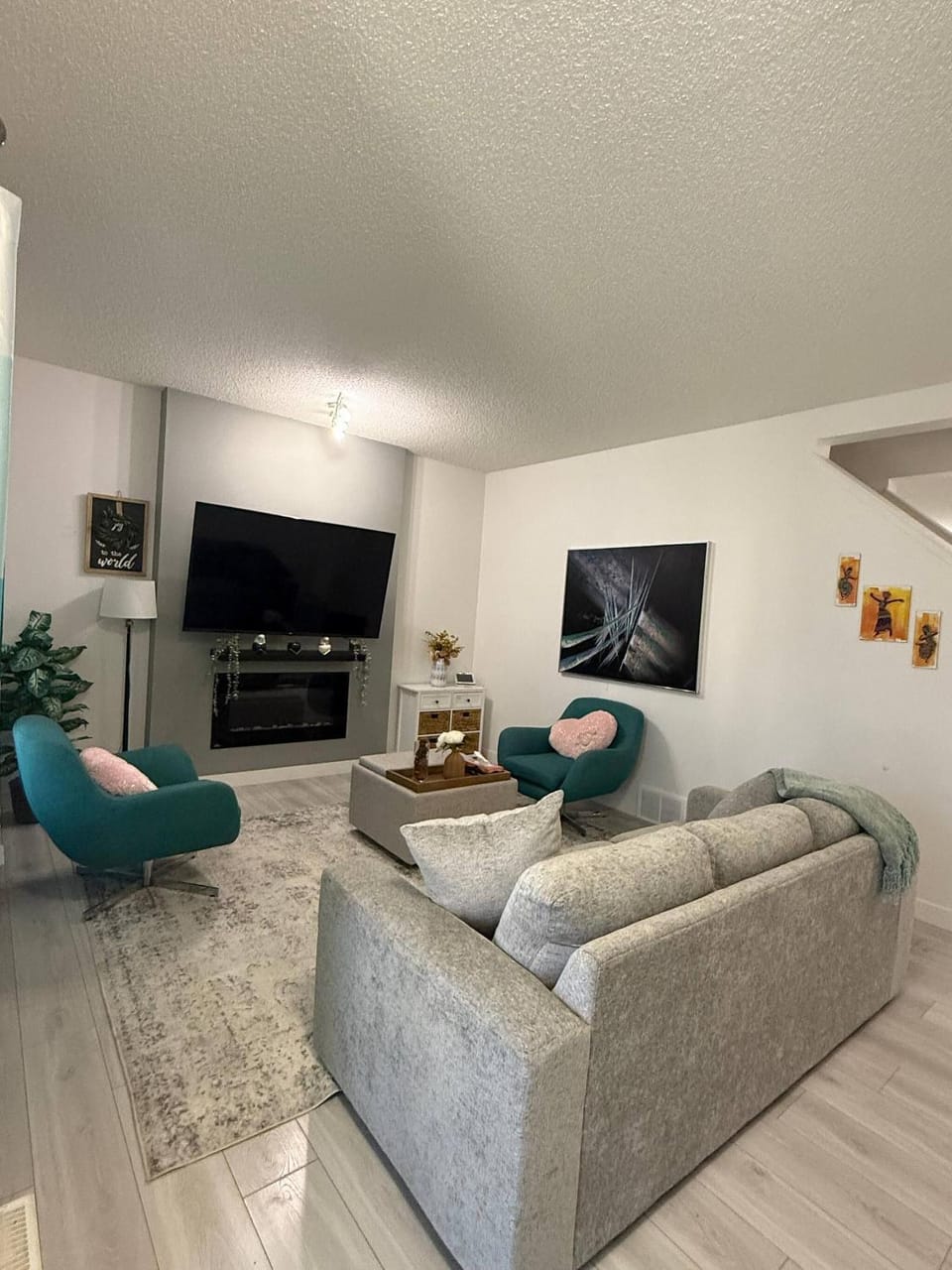AA RetreatFam-Friendly 3BR Spacious Haven Leduc House in Leduc