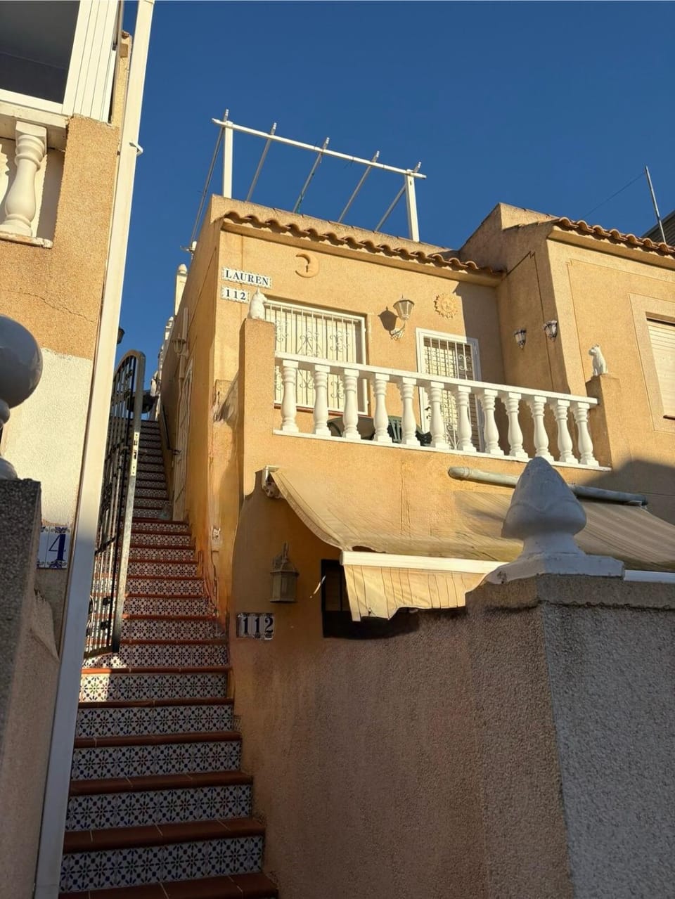 2-bedroom bungalow & roof terrace & community pool Apartment in Torrevieja