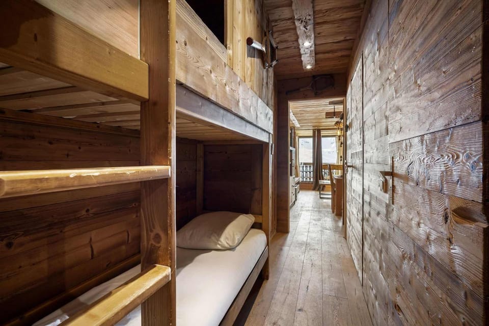Mountain View Ski In Out Apartment Apartment in Les Allues