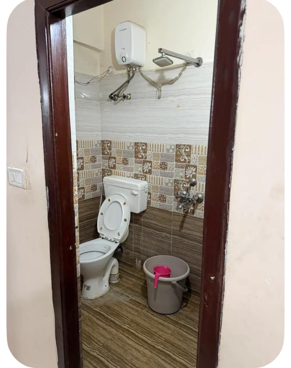 Ultra Luxury, couple friendly, 2 bhk, privacy flat Apartment in Hyderabad