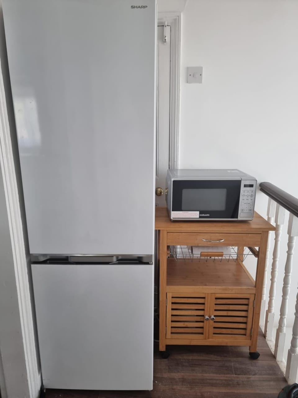 Beautiful double room, mins away from Norbury station Bed and Breakfast in London Borough of Croydon