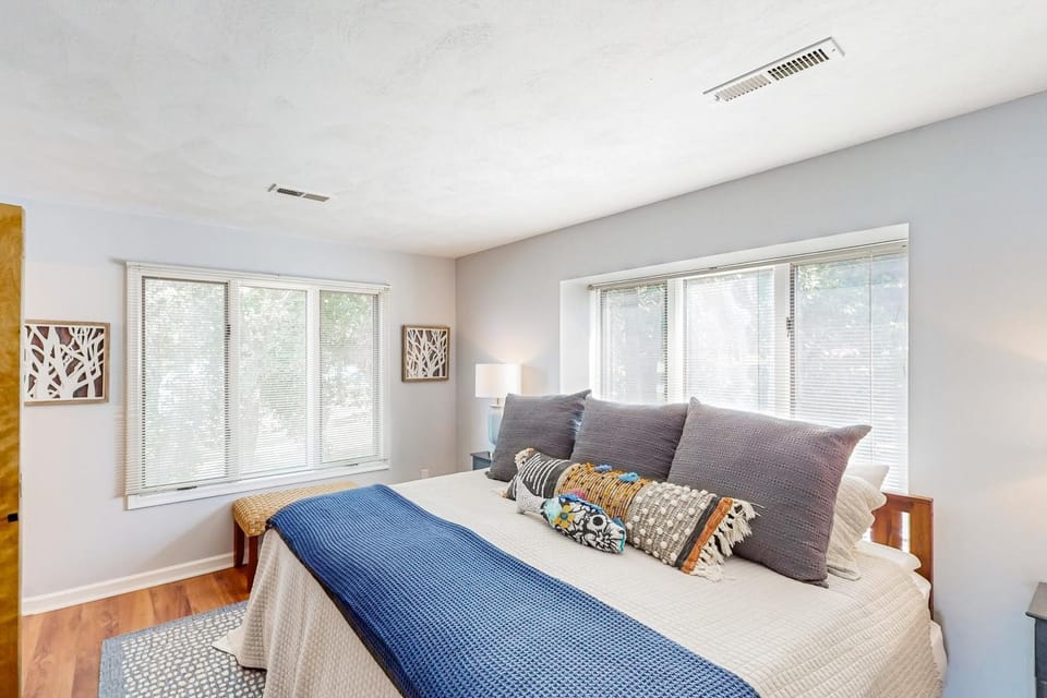 Bed, Bedroom