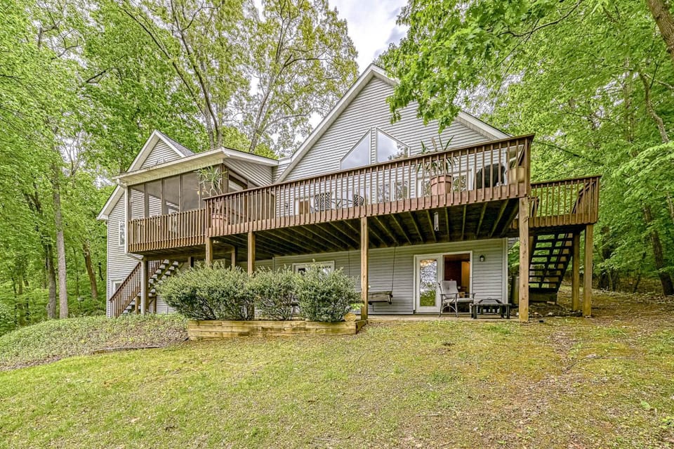 Property building, Spring, Day, Garden, Other