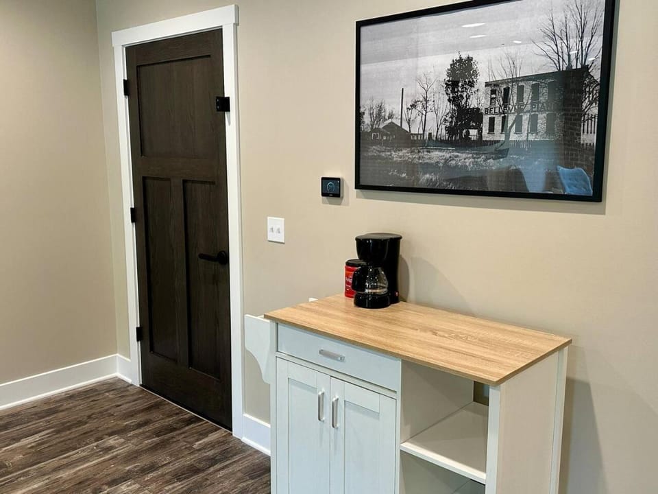 Mill View Suite - River Rock Inn House in Bellevue