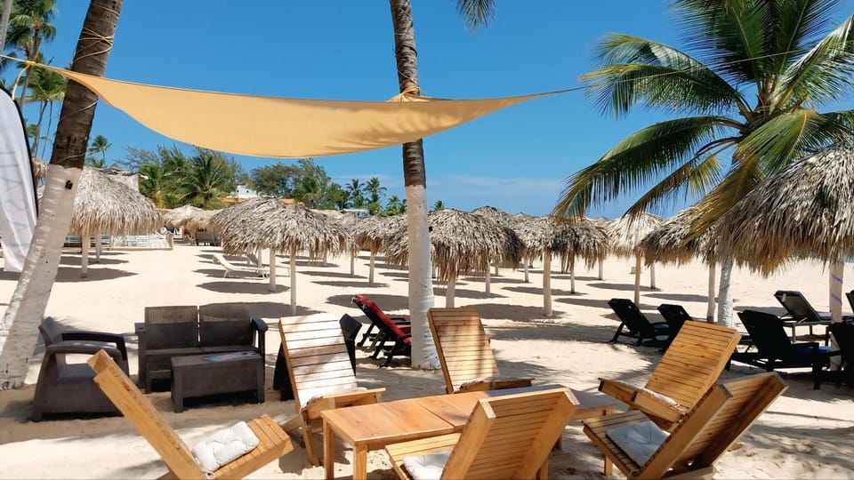 Day, Natural landscape, Beach, sunbed