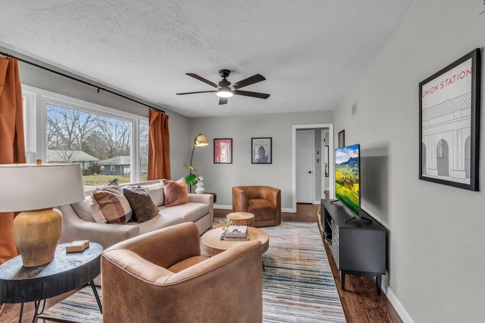 World Cup Stay | 3BR Ranch | 20 Min to Arrowhead House in Blue Springs
