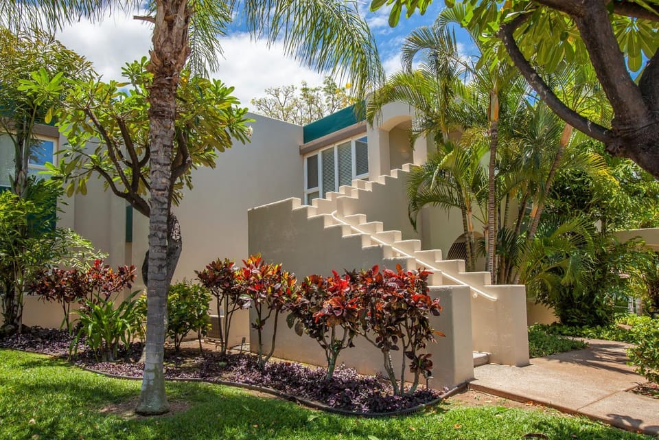 Palms at Wailea #1902 Garden View, A/C Throughout, Fast Wifi, Shared Hot Tub Apartment in Wailea