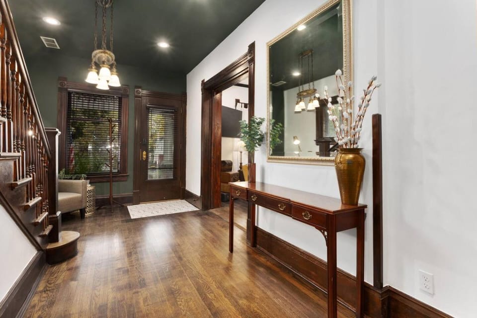 World Cup Stay| 4BR Near Arrowhead |Historic Charm House in Kansas City