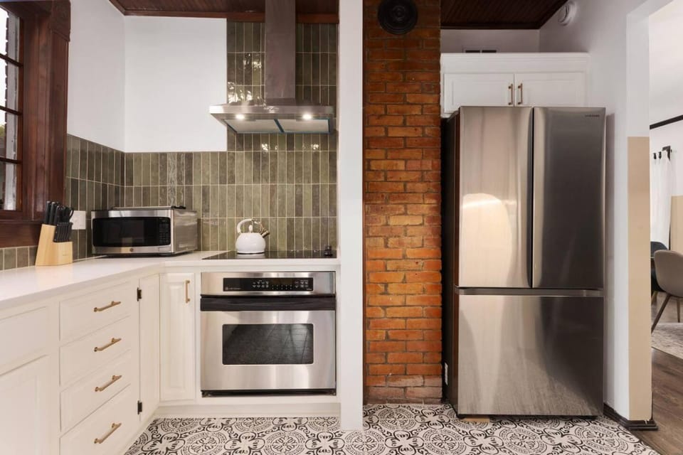 World Cup Stay| 4BR Near Arrowhead |Historic Charm House in Kansas City