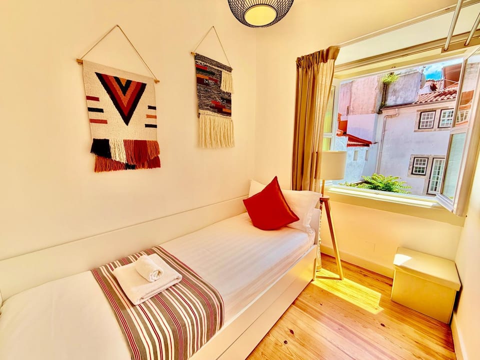 Street view, towels