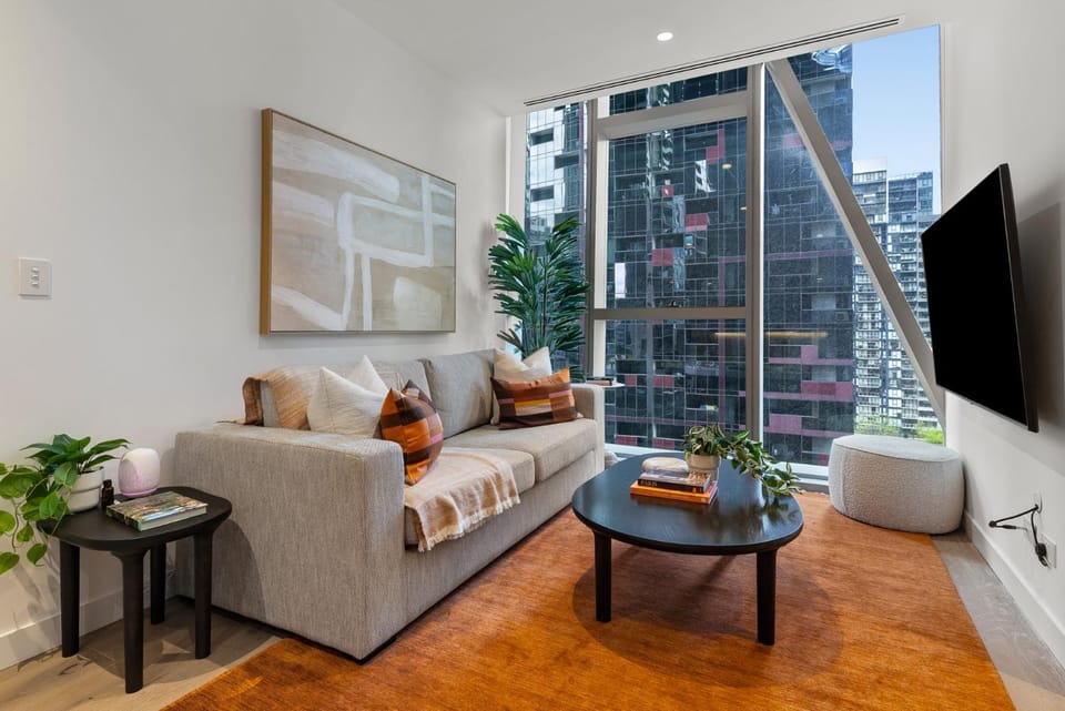 Luxury 1BR Ritz Carton Precinct Resort Amenities Apartment in Melbourne