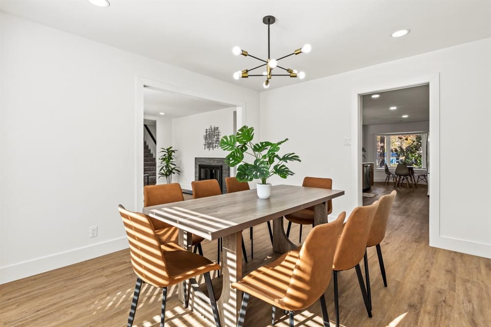 Serene 4BR w Open Layout Close to Galleria & DFW House in Farmers Branch