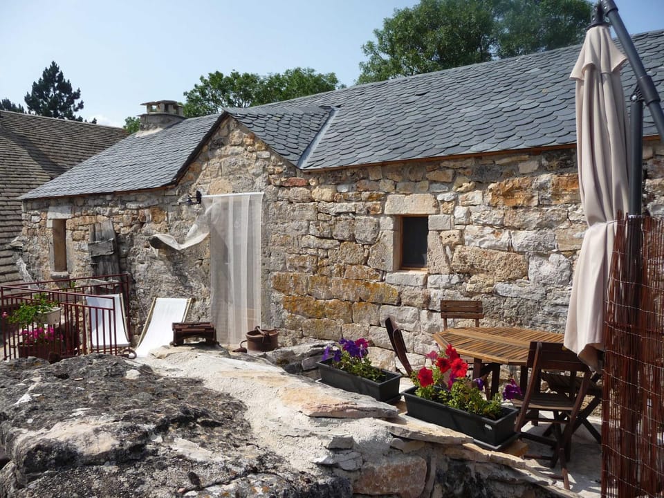 La porte 2/4 personnes, à mas de val House in Occitanie