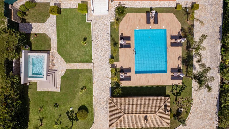 Bird's eye view, Swimming pool, Swimming pool