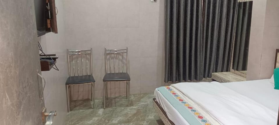 Hotel Vishwa palace Hotel in Maharashtra