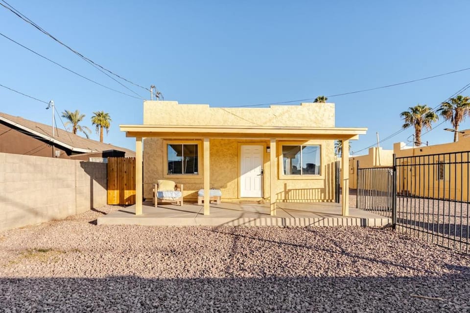 Puppy play pen unit I House in Estrella Village
