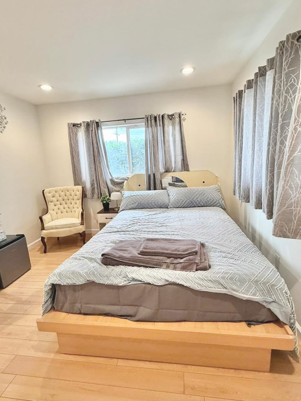 New house 3Brs 2Ba 15 mins to DTLA House in Monterey Park