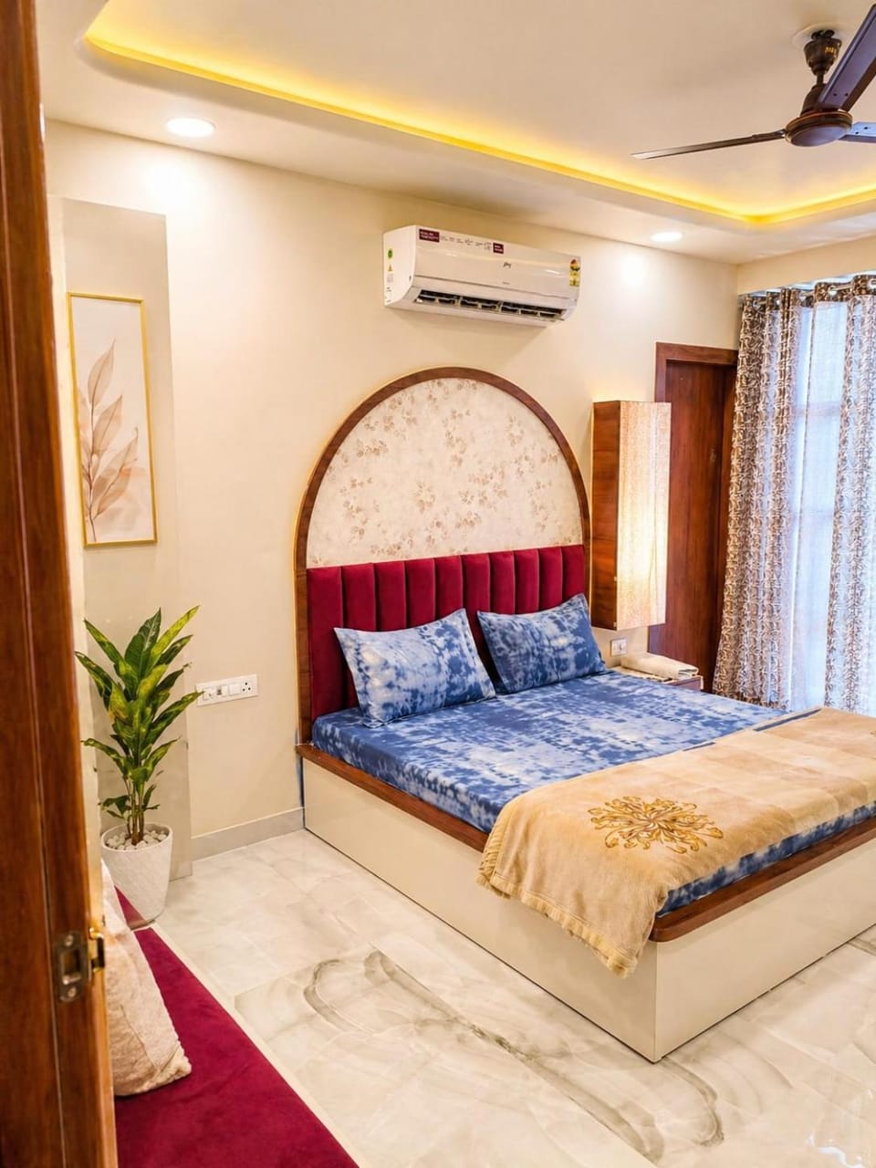 Bed, Bedroom