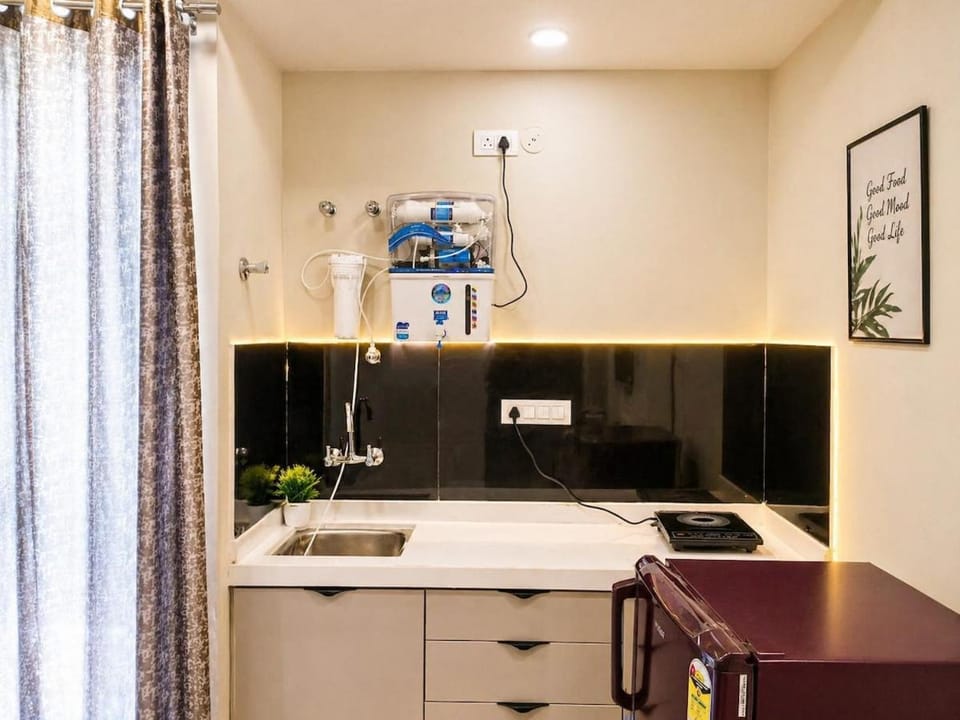 Kitchen or kitchenette, kitchen, kitchen