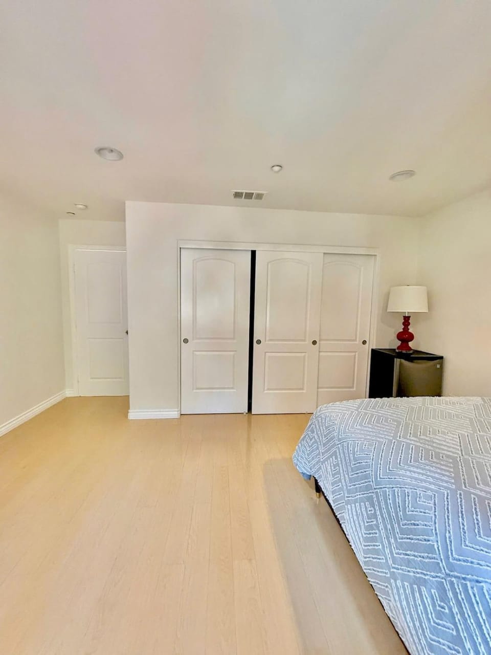 Nice House 2BRs 1Ba 15 mins to DTLA House in Monterey Park